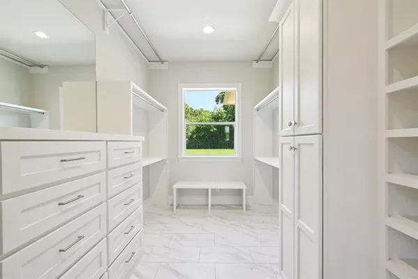 $1,150,000 | 115 Palo Blanco Street, Mabank, TX 75156