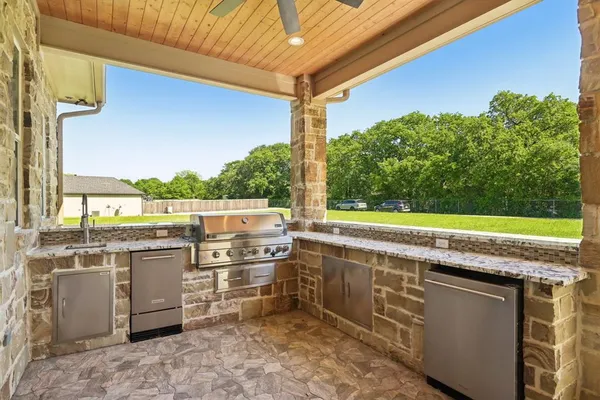 $1,150,000 | 115 Palo Blanco Street, Mabank, TX 75156