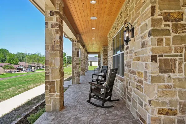 $1,150,000 | 115 Palo Blanco Street, Mabank, TX 75156