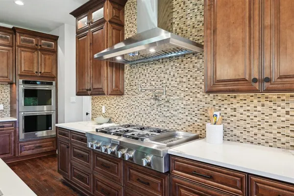 $1,150,000 | 115 Palo Blanco Street, Mabank, TX 75156