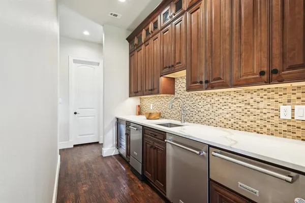 $1,150,000 | 115 Palo Blanco Street, Mabank, TX 75156