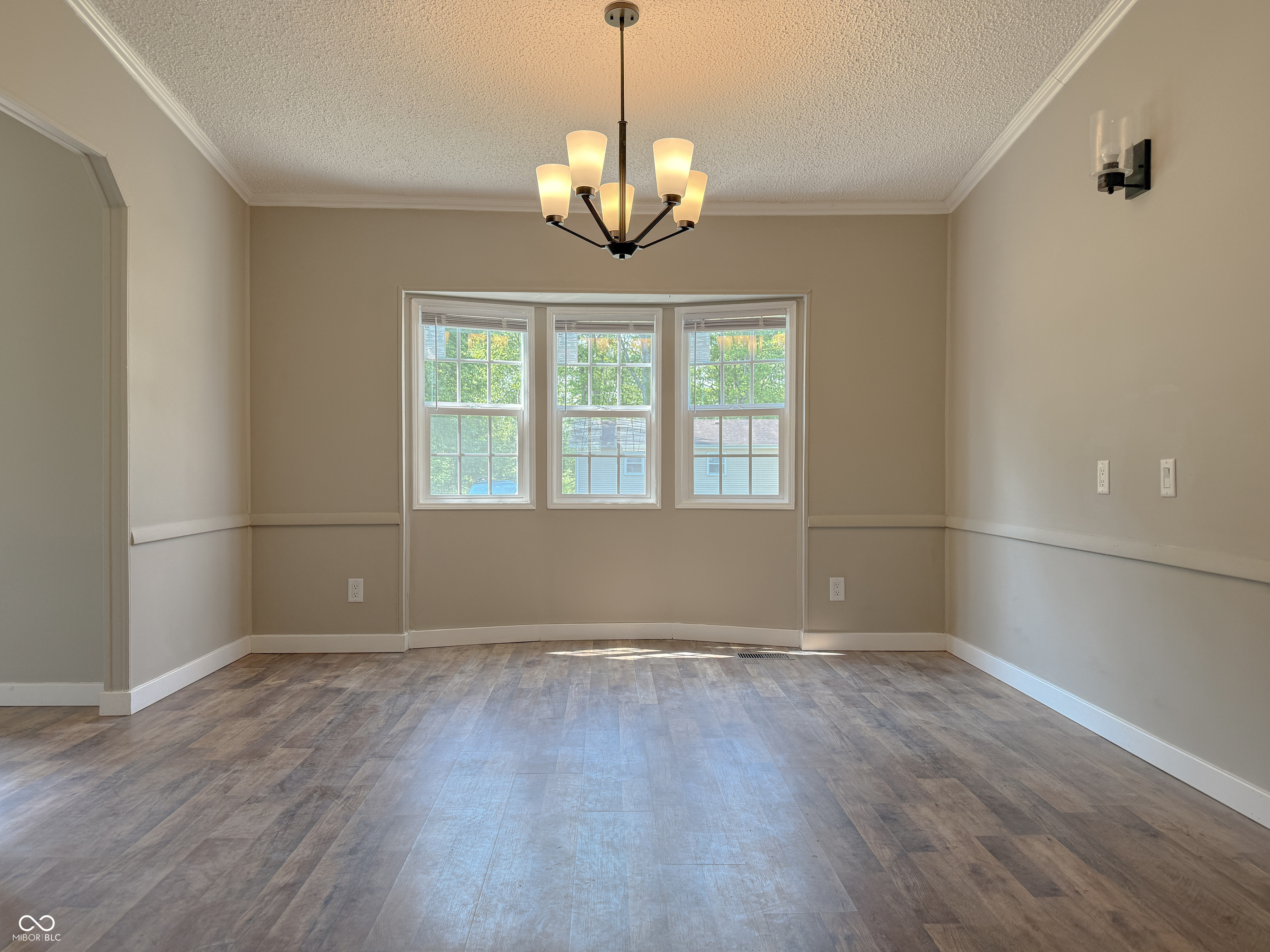 747 Patterson Road Columbus, IN 47203 - Photo 22 of 42 Gallery Image 22