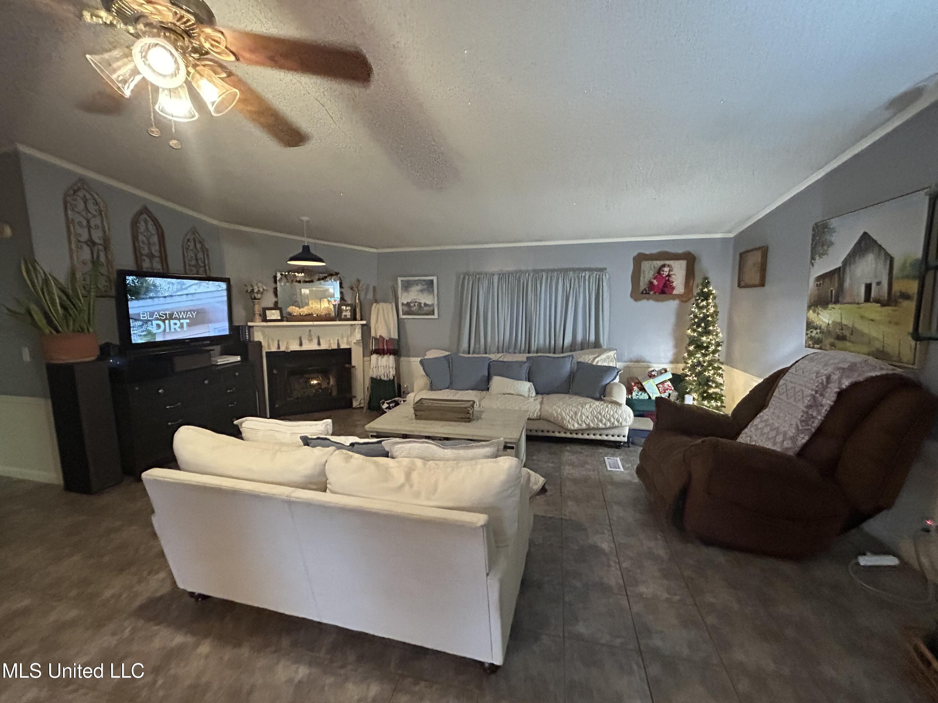 108 Rankin Road Brandon, MS 39042 - Photo 5 of 41 IMG_7033