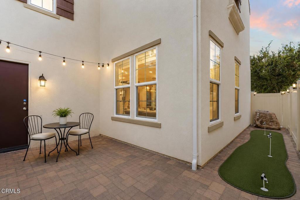 241 Stonegate Road Camarillo, CA 93010 - Photo 17 of 18