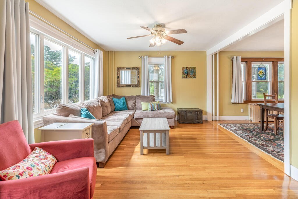 25 Park Road Ashland, MA 01721 - Photo 4 of 33 Gallery Image 4