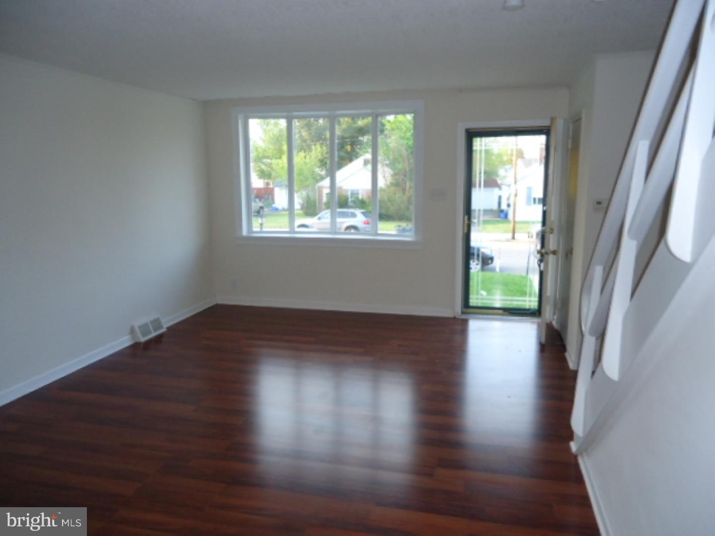 3220 Fordham Road Philadelphia, PA 19114 - Photo 4 of 24 Gallery Image 4