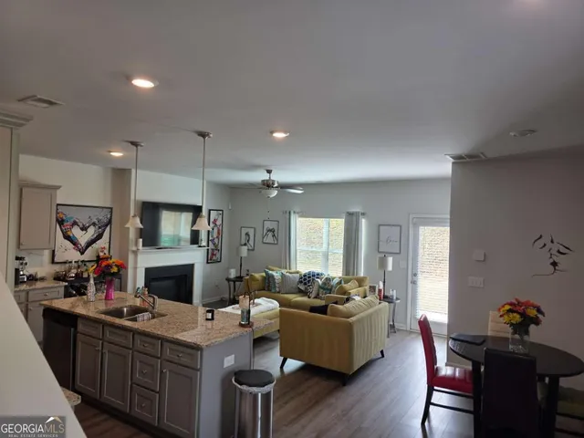 $2,245 | 7539 Knoll Hollow, Lithonia, GA 30058