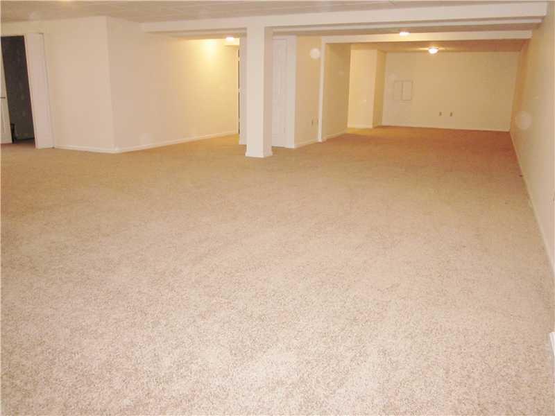 133 Park Place McKees Rocks, PA 15136 - Photo 16 of 21 Basement/Game Room.