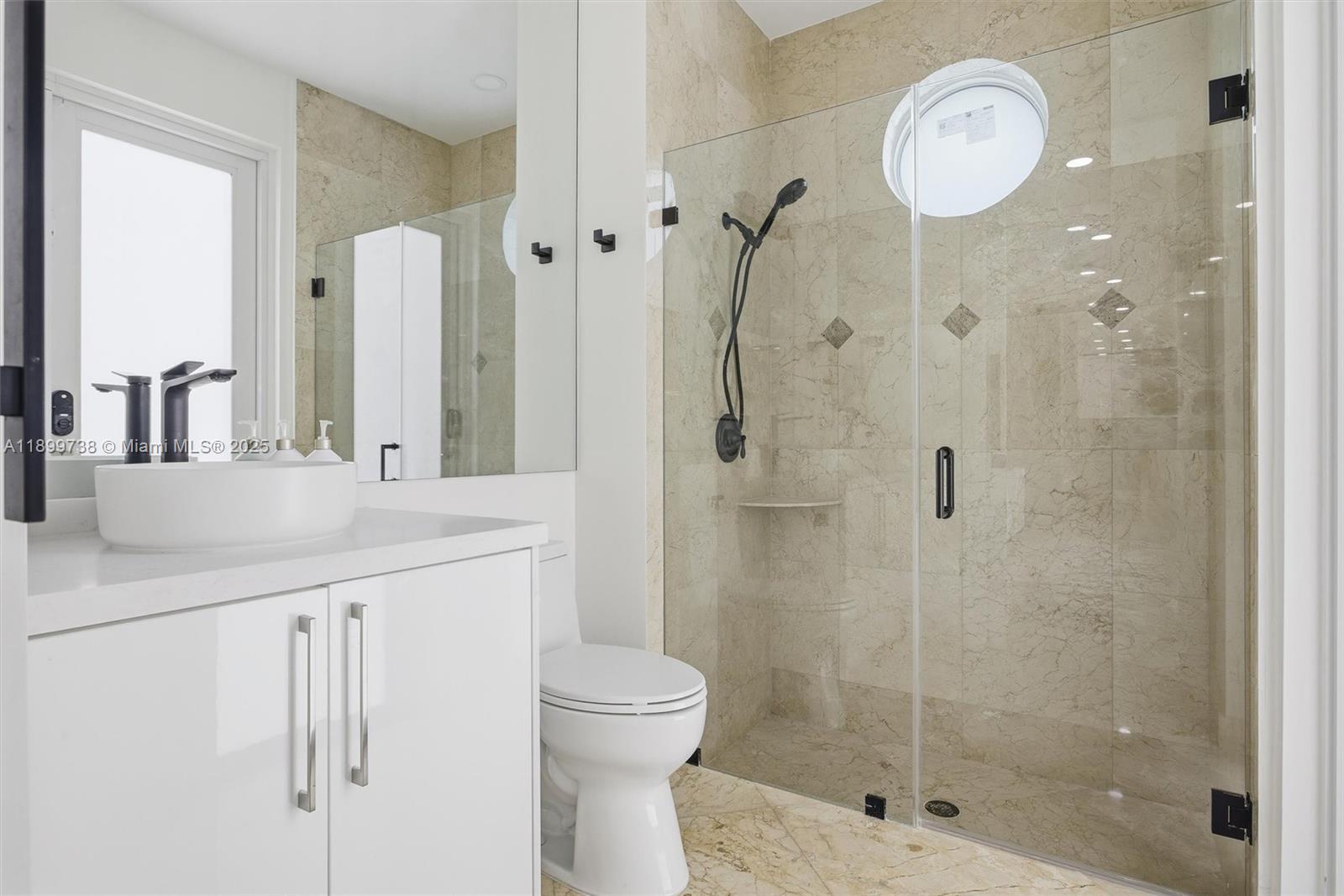 3526 Juniper Lane Davie, FL 33330 - Photo 26 of 79 cabana bath