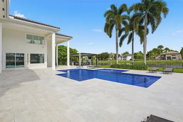 $3,300,000 | 3526 Juniper Lane, Davie, FL 33330