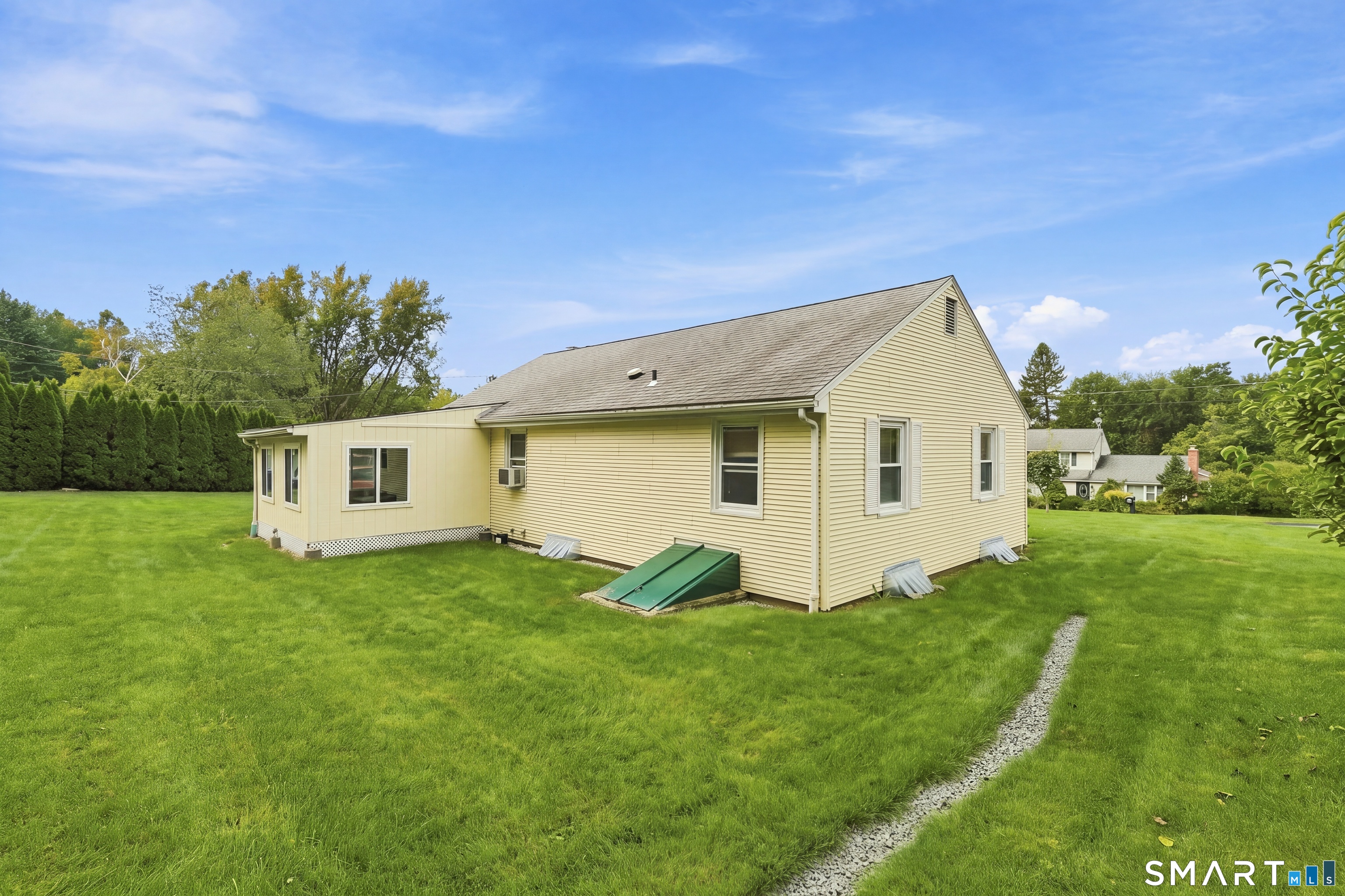 2 Hamilton Road East Granby, CT 06026 - Photo 9 of 35 Gallery Image 9