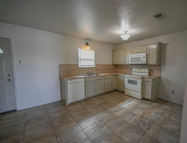 $1,650 | 5321 Farm To Market 51, Decatur, TX 76234