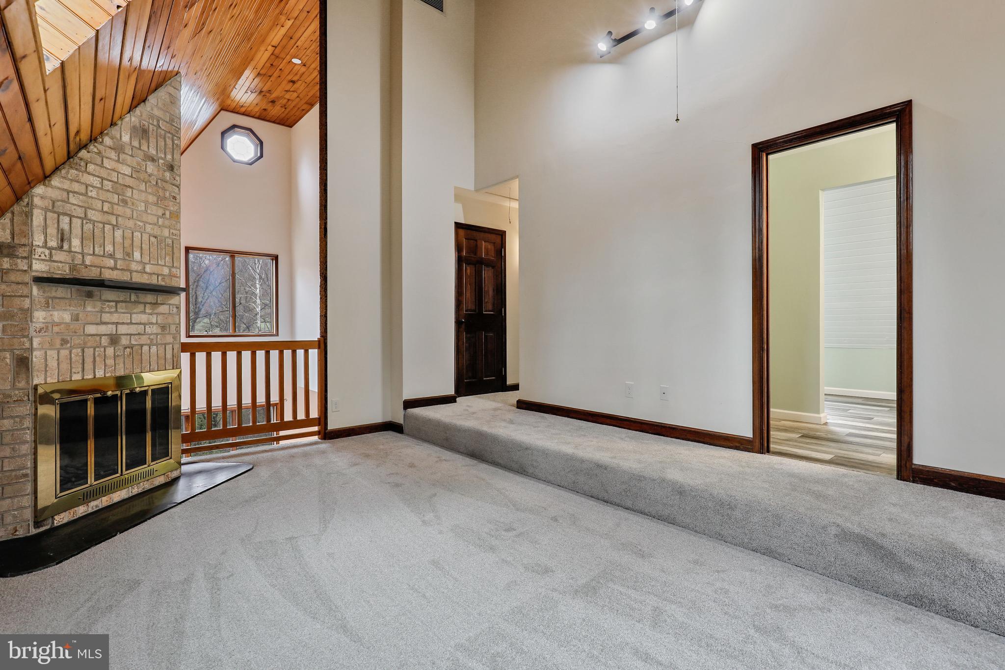 7658 Gaither Road Sykesville, MD 21784 - Photo 24 of 44 Owner's Suite with fireplace