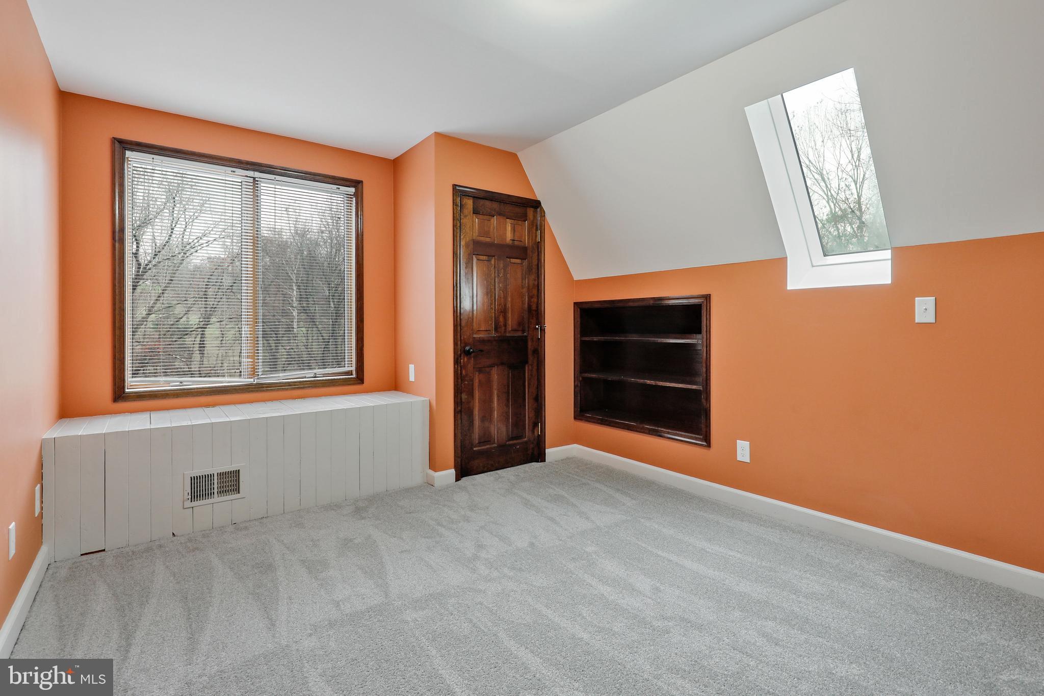 7658 Gaither Road Sykesville, MD 21784 - Photo 30 of 44 3rd Bedroom with window seat