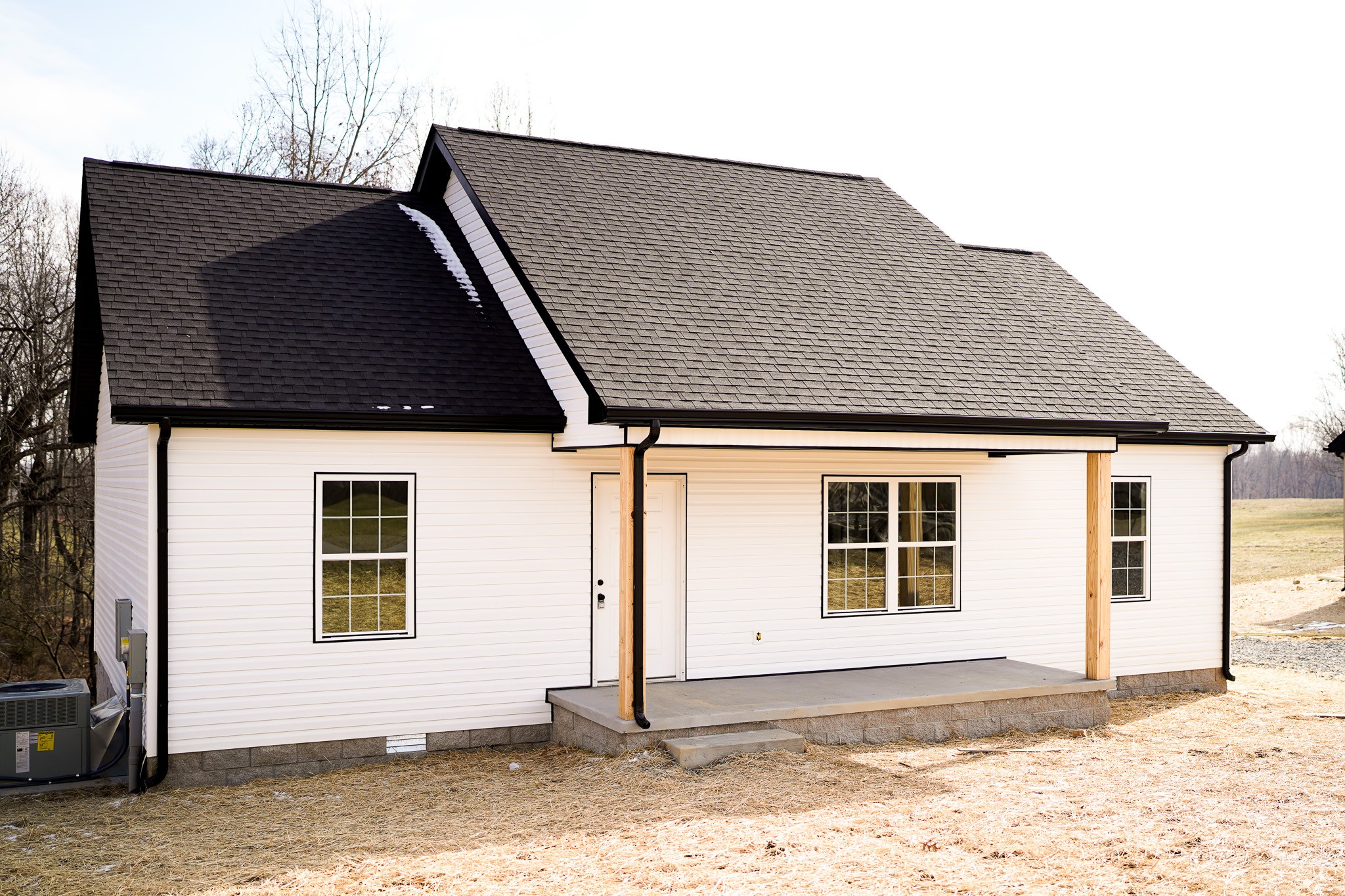 548 Chaffin Road Lafayette, TN 37083 - Photo 3 of 19 Gallery Image 3