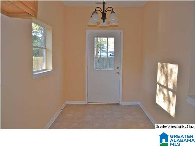 1628 Allen Street Leeds, AL 35094 - Photo 4 of 31