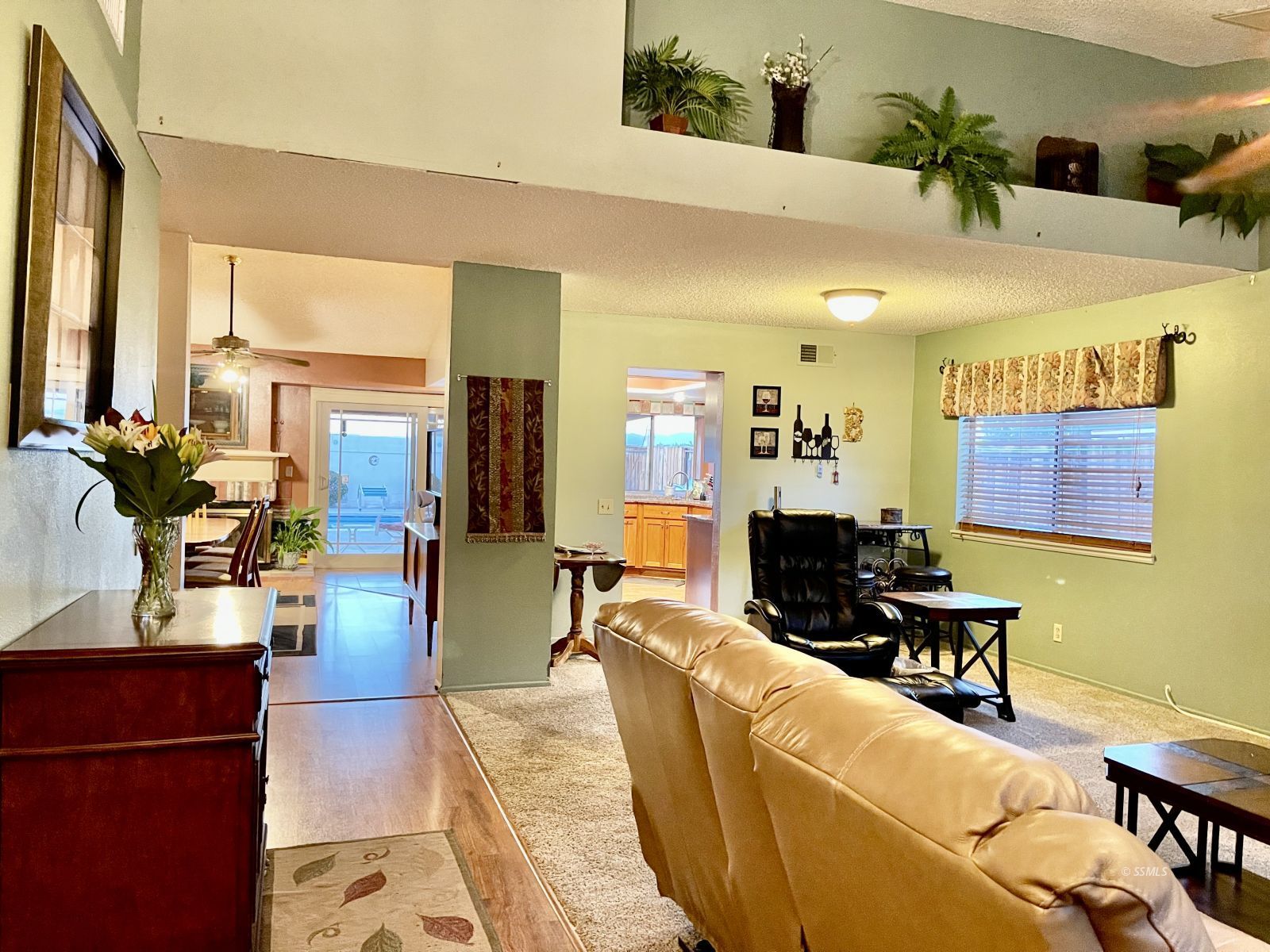 1232 Quail Way Ridgecrest, CA 93555 - Photo 3 of 48