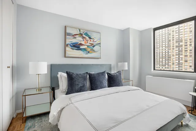$1,850,000 | 245 East 93rd Street, Unit 9H | Upper East Side
