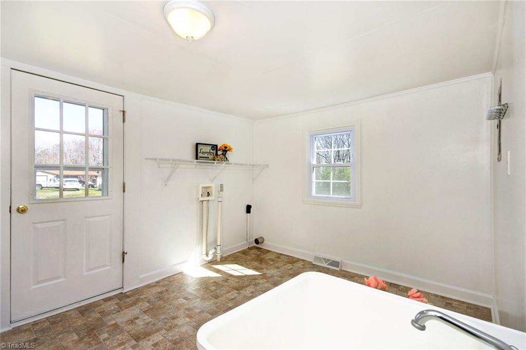 836 New Walters Mill Road Providence, NC 27315 - Photo 16 of 24 Gallery Image 16
