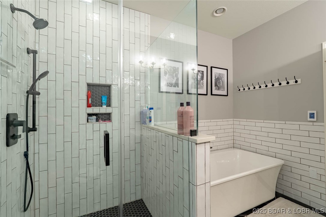 113 Pebble Beach Lane Four Seasons, MO 65049 - Photo 20 of 56