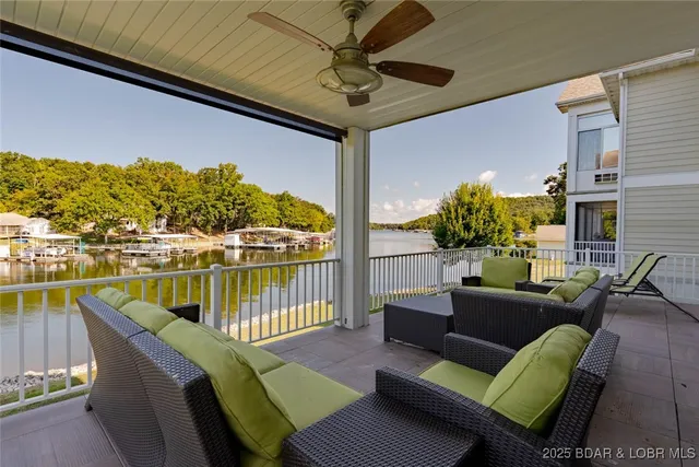 $945,000 | 113 Pebble Beach Lane, Four Seasons, MO 65049