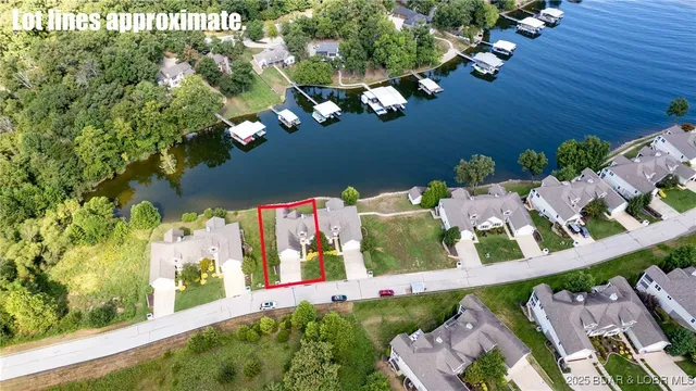 $945,000 | 113 Pebble Beach Lane, Four Seasons, MO 65049