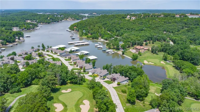 $945,000 | 113 Pebble Beach Lane, Four Seasons, MO 65049