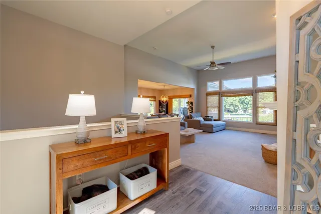 $945,000 | 113 Pebble Beach Lane, Four Seasons, MO 65049