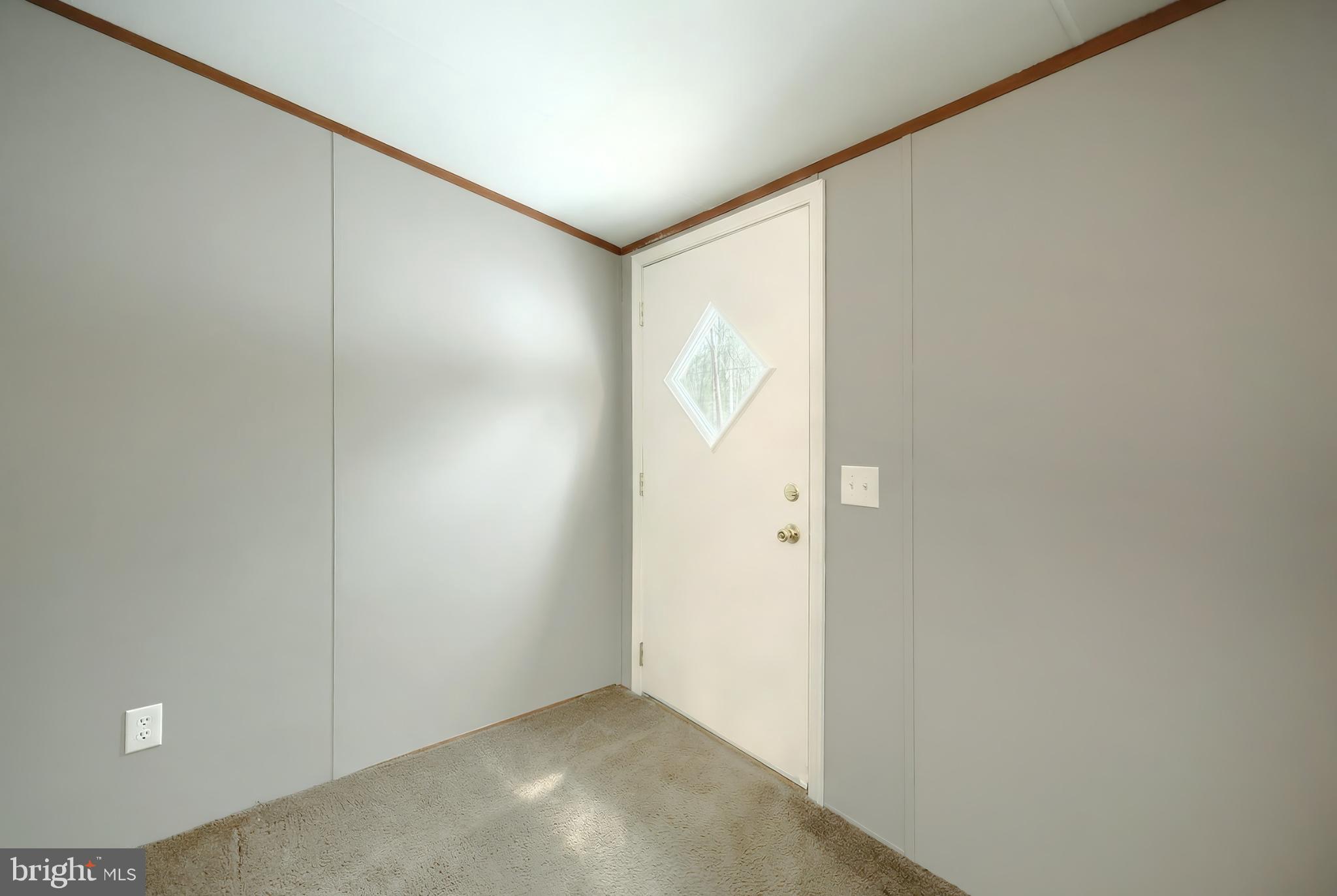 299 Nawakwa Road Biglerville, PA 17307 - Photo 10 of 34 Bright entryway with inviting door.