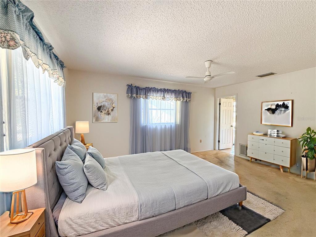 9264 Manchester Street Spring Hill, FL 34606 - Photo 22 of 40