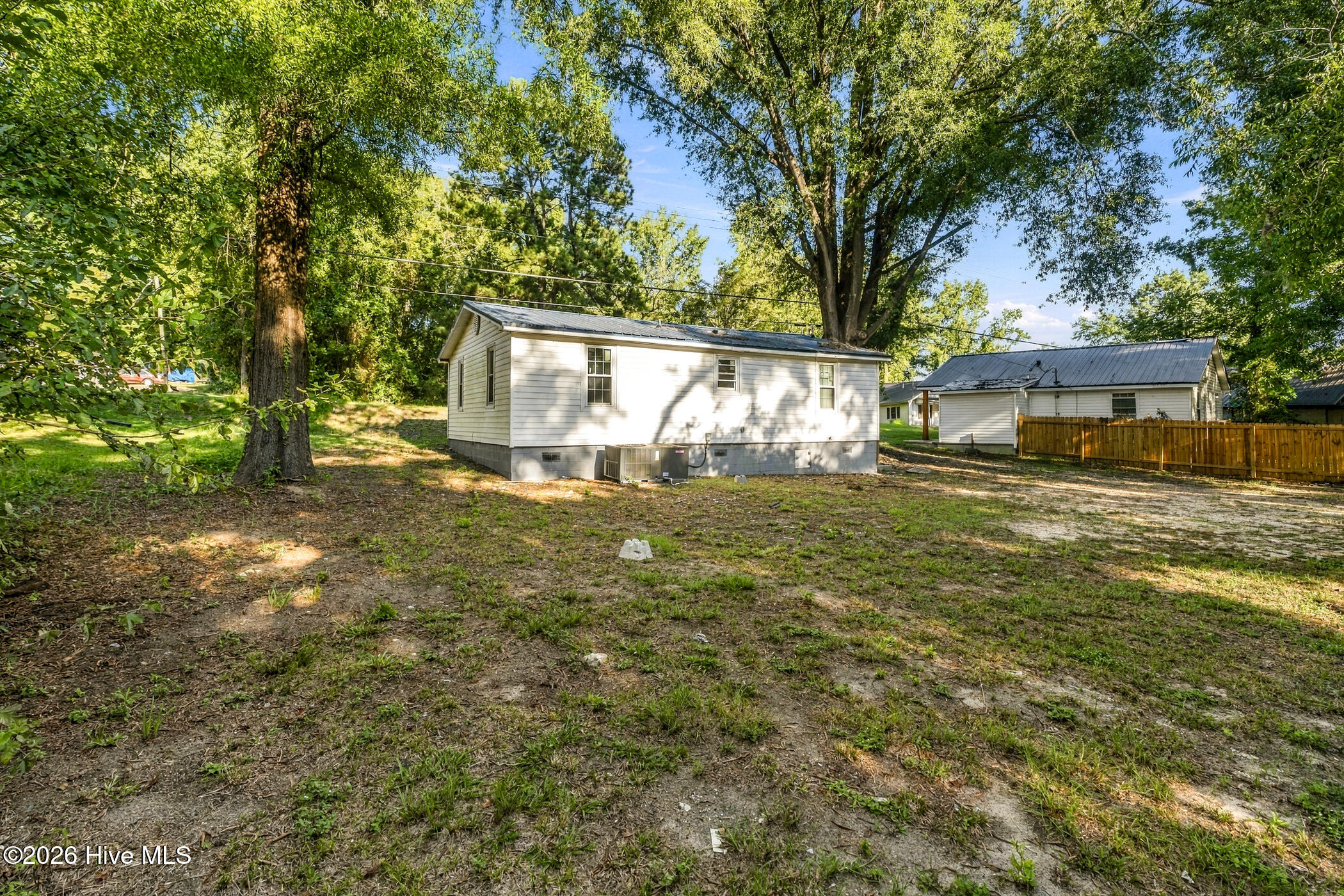 218 South Long Drive Rockingham, NC 28379 - Photo 20 of 48 A7409629