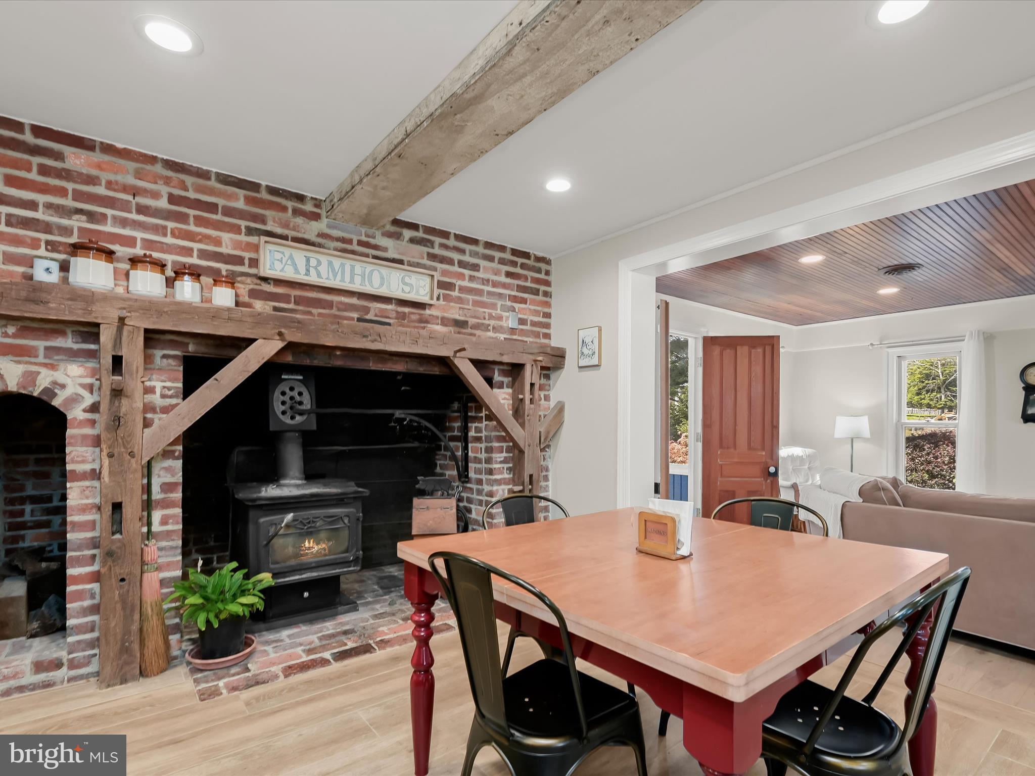 17712 Longdraft Road Gaithersburg, MD 20878 - Photo 23 of 85 Breakfast Area