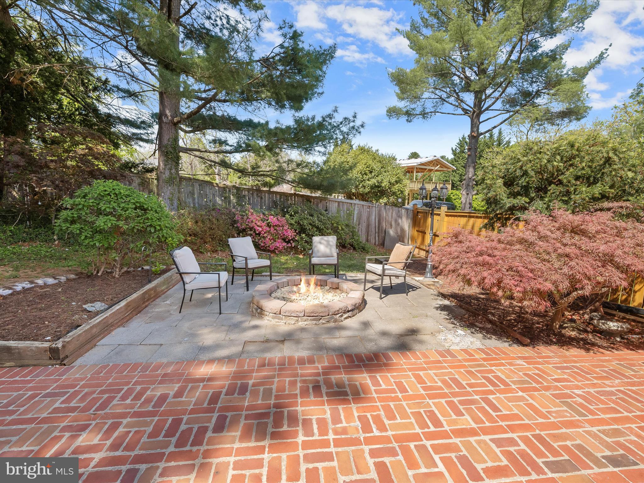17712 Longdraft Road Gaithersburg, MD 20878 - Photo 75 of 85 Side Patio & Firepit