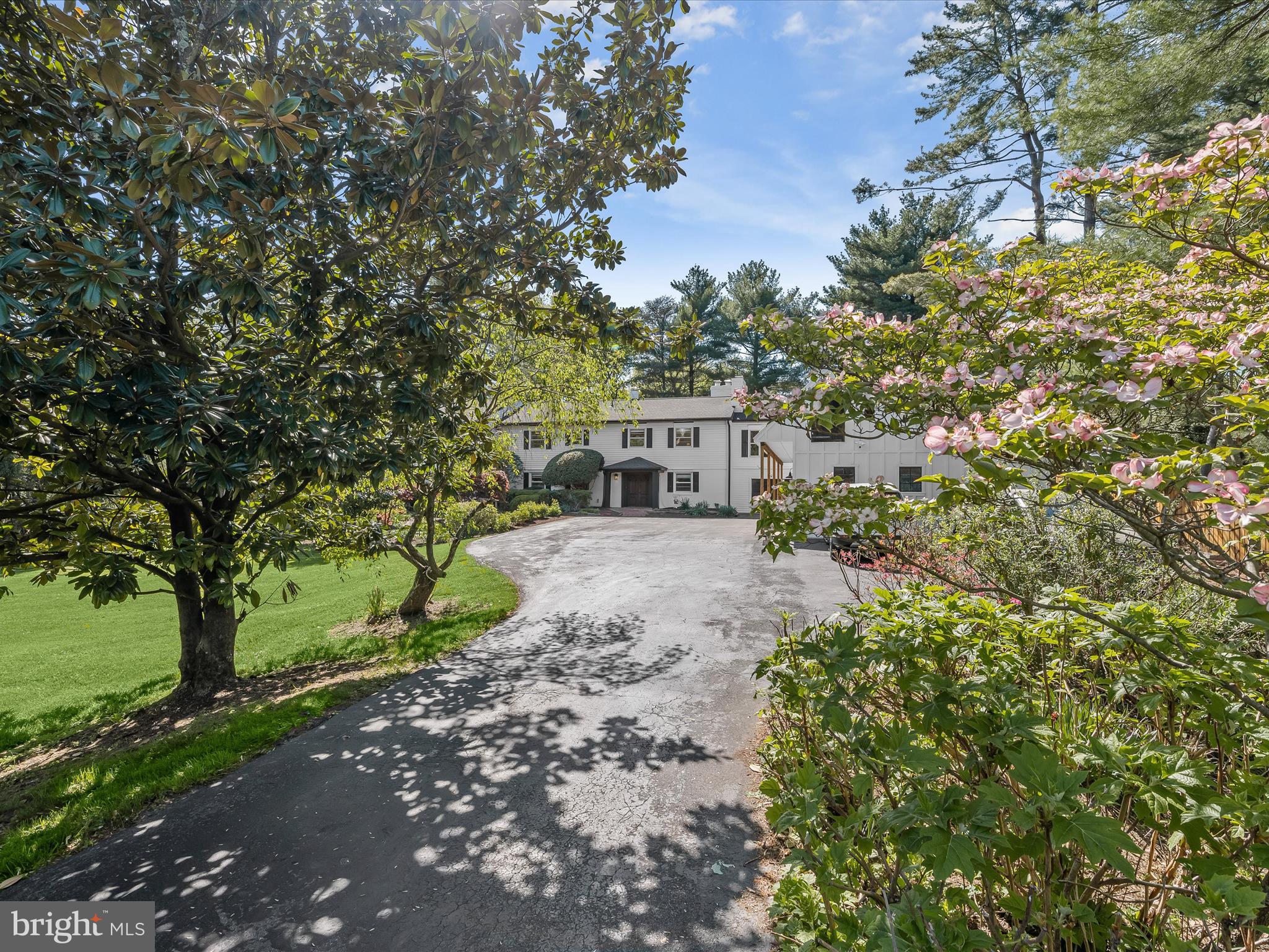 17712 Longdraft Road Gaithersburg, MD 20878 - Photo 82 of 85 a house with trees in front of it
