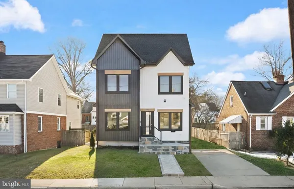 $1,900,000 | 742 North George Mason Drive, Arlington, VA 22203