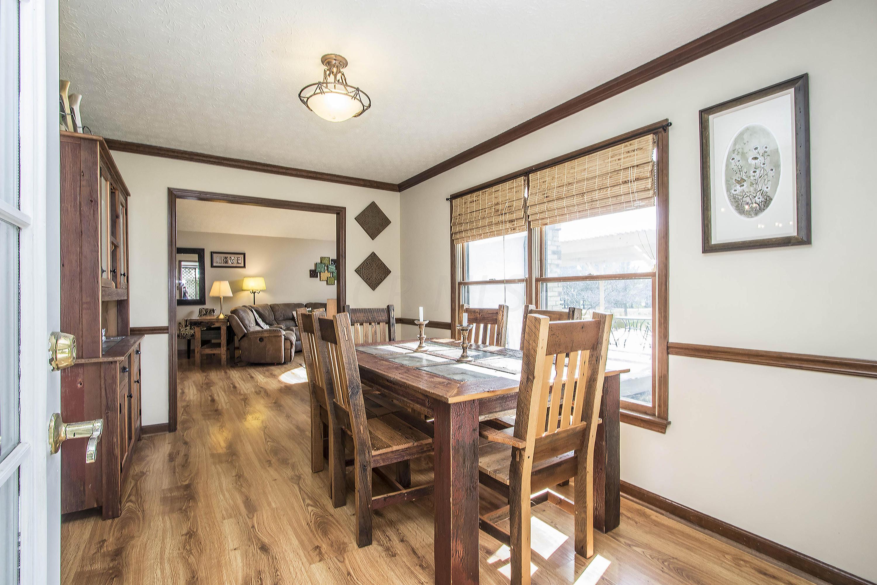 7837 Roberts Road Hilliard, OH 43026 - Photo 8 of 57 Gallery Image 8