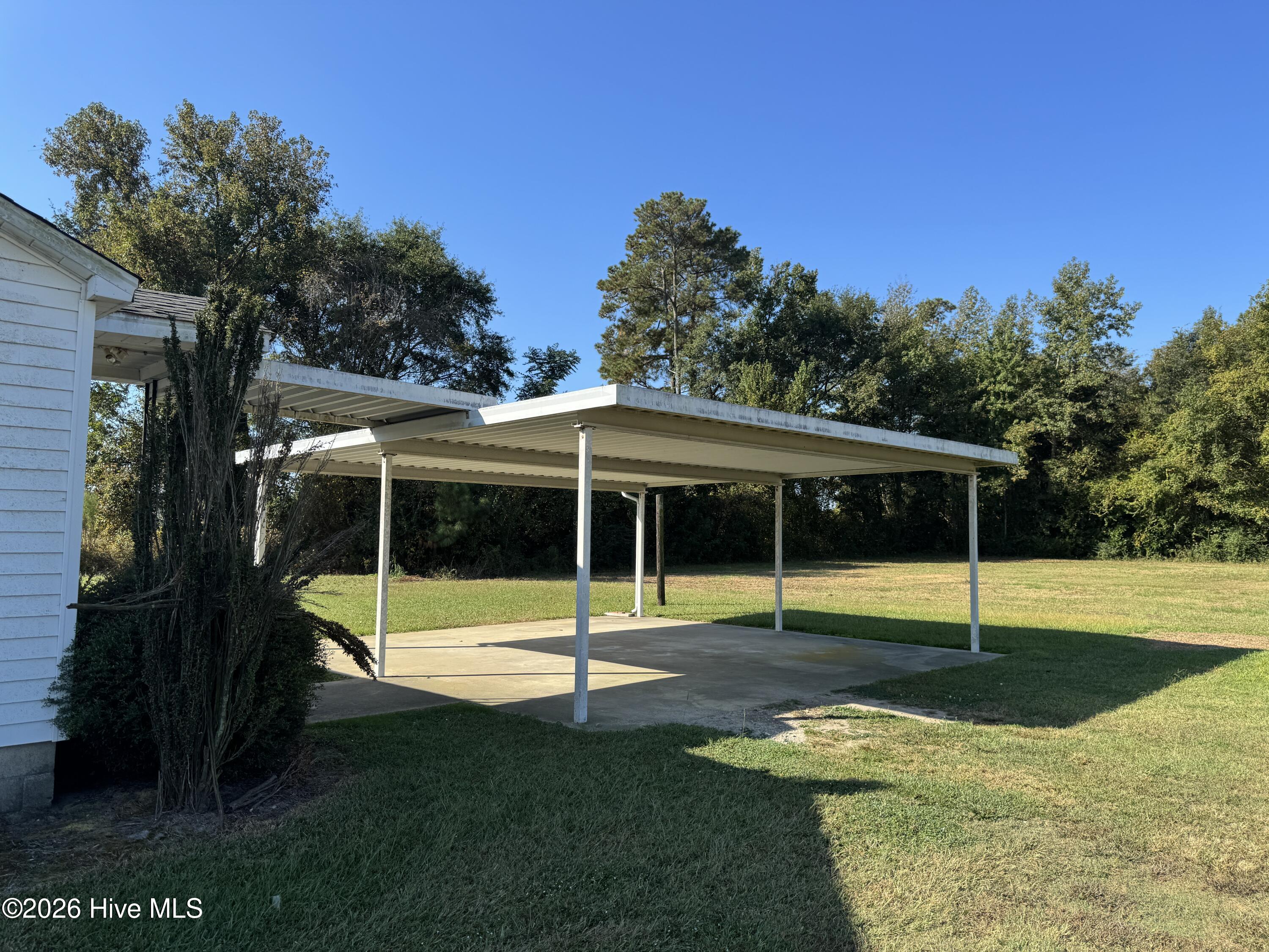 3222 Perry Blizzard Road Deep Run, NC 28525 - Photo 3 of 24 IMG_3651 (1)