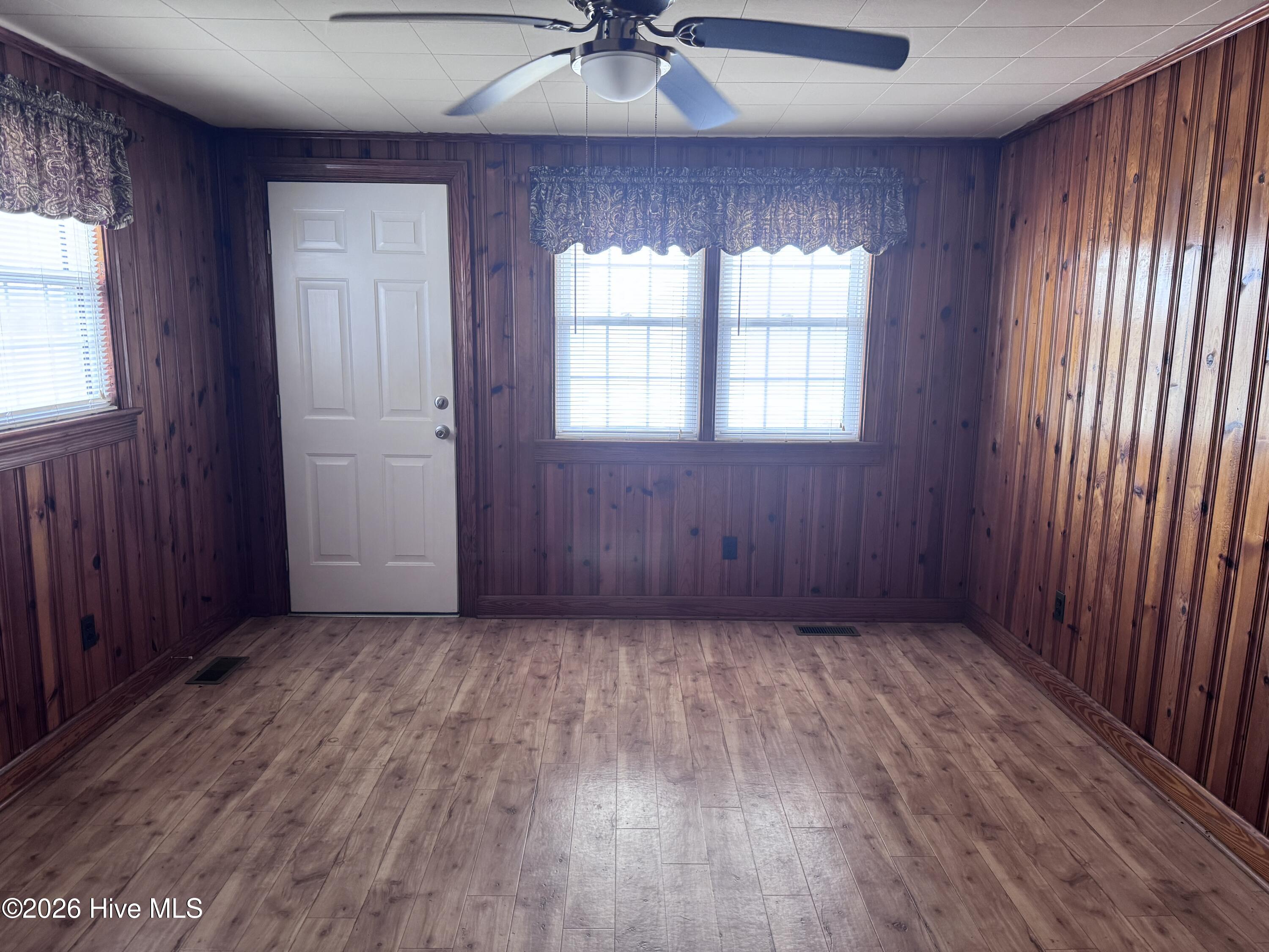 3222 Perry Blizzard Road Deep Run, NC 28525 - Photo 10 of 24 IMG_4763