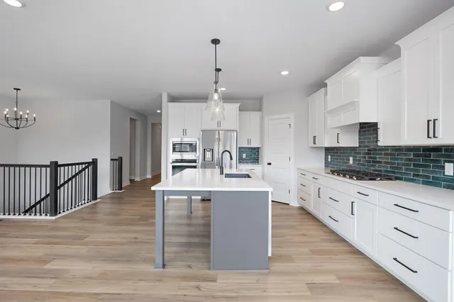 $649,900 | 3280 Linden Avenue North, Lake Elmo, MN 55042