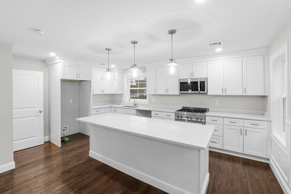 1 Chapel Road Mattapoisett, MA 02739 - Photo 12 of 28 Gallery Image 12