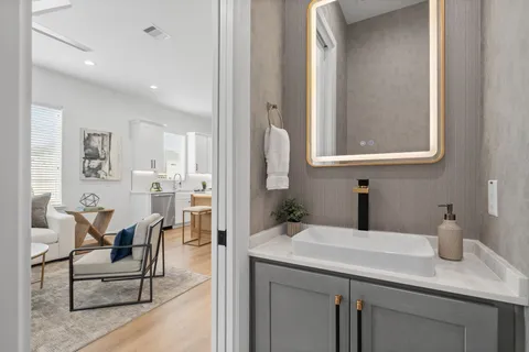 $399,000 | 4764 Martin Street, Houston, TX 77018