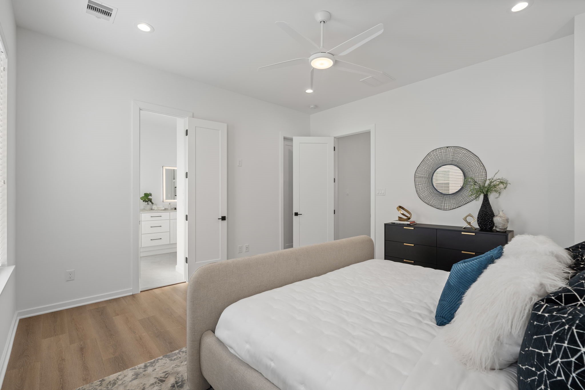 4764 Martin Street Houston, TX 77018 - Photo 31 of 48