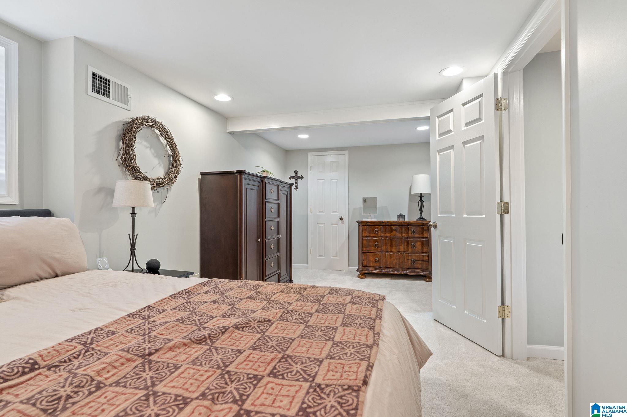 29 Edgehill Road Homewood, AL 35209 - Photo 30 of 37