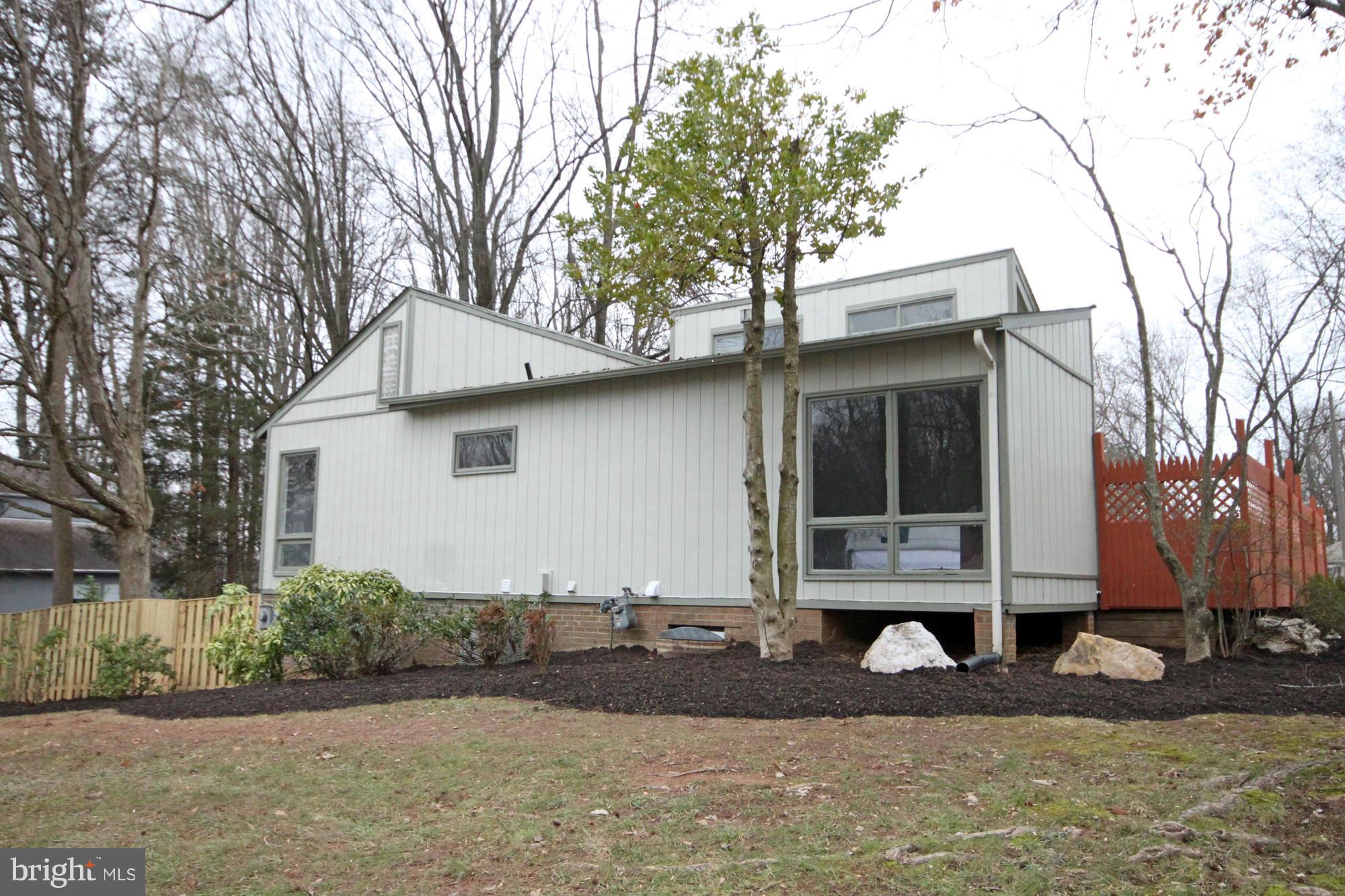 9303 Raintree Road Burke, VA 22015 - Photo 29 of 30 Exterior (General)
