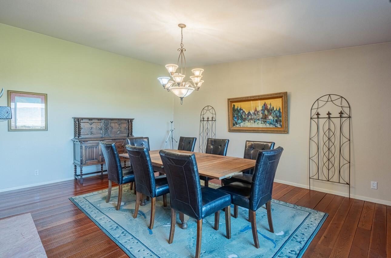 300 Mesa Road Salinas, CA 93908 - Photo 15 of 68