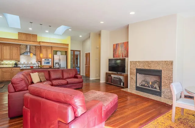 $1,699,000 | 300 Mesa Road, Salinas, CA 93908