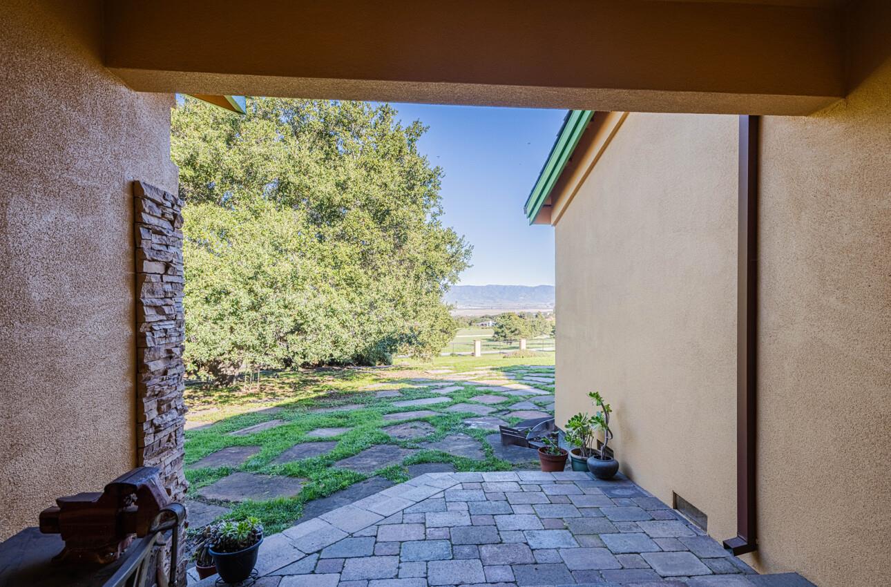 300 Mesa Road Salinas, CA 93908 - Photo 34 of 68