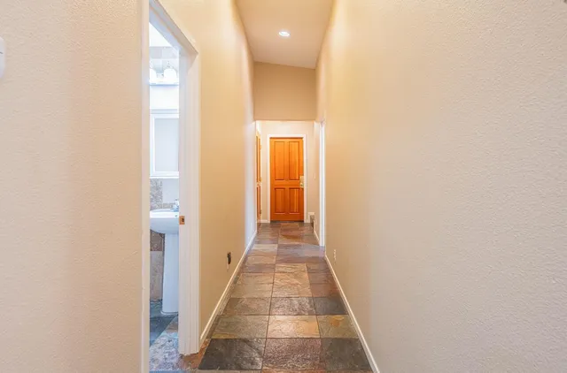 $1,699,000 | 300 Mesa Road, Salinas, CA 93908