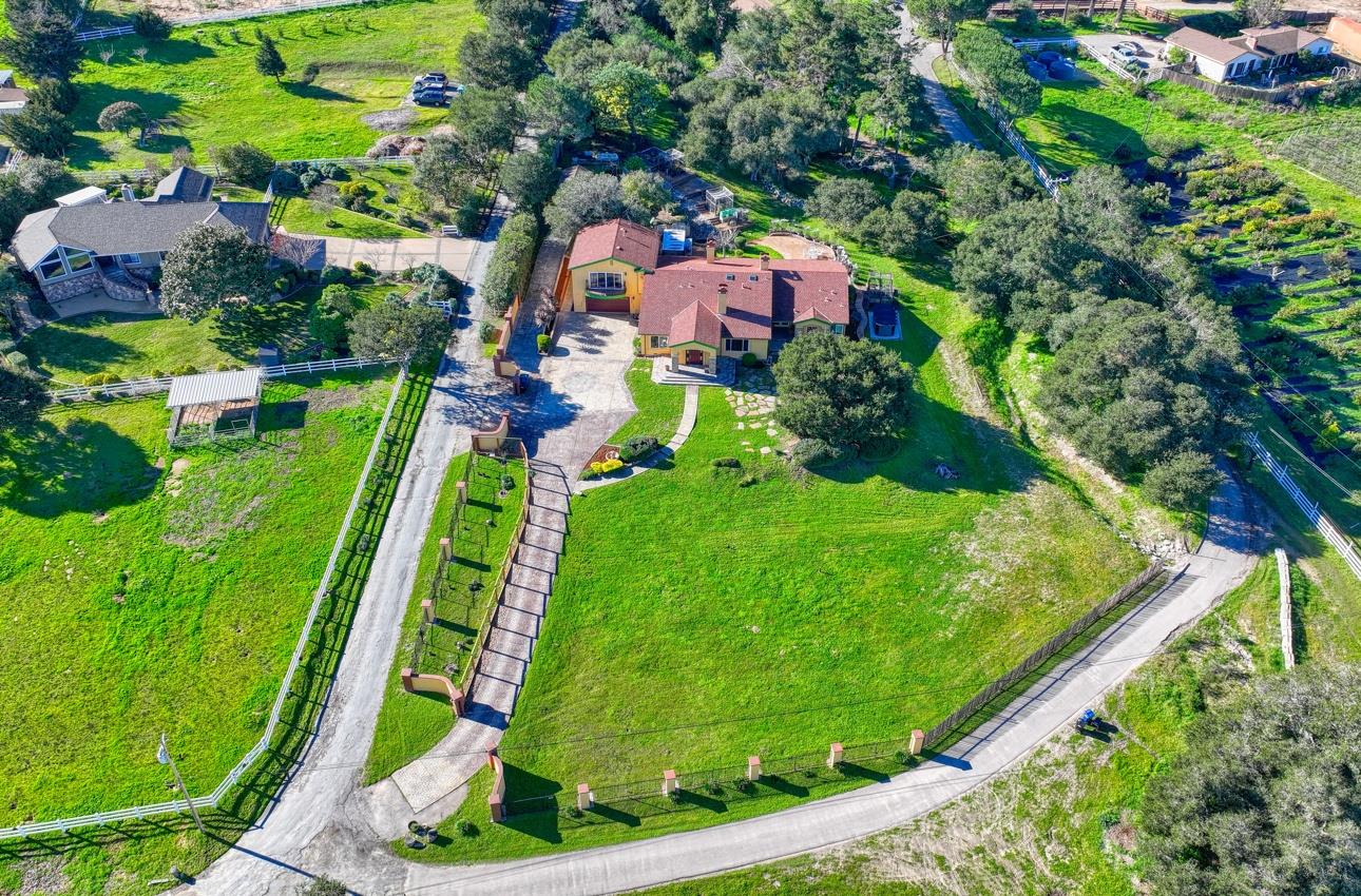 300 Mesa Road Salinas, CA 93908 - Photo 5 of 68