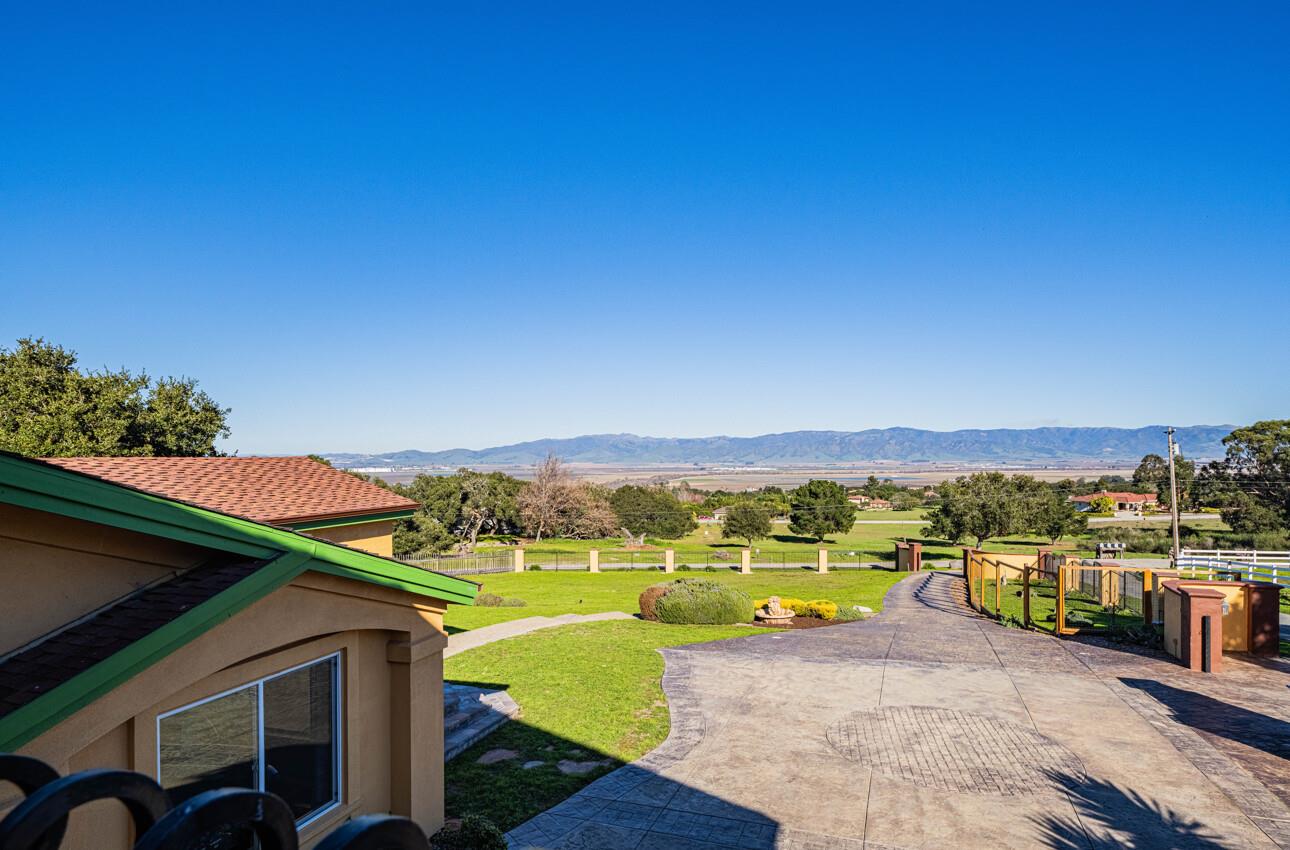 300 Mesa Road Salinas, CA 93908 - Photo 53 of 68